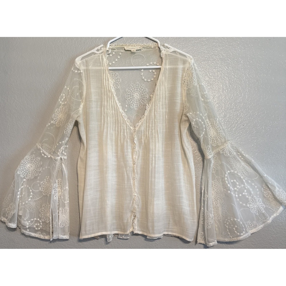 Love Stitch Boho Sheer Crochet Lace Bell Sleeve Top Size L Romantic Fairycore